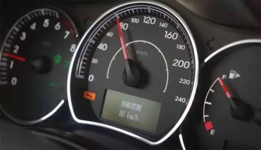 汽車(chē)油耗計(jì)算公式(解讀百公里油耗計(jì)算方法)