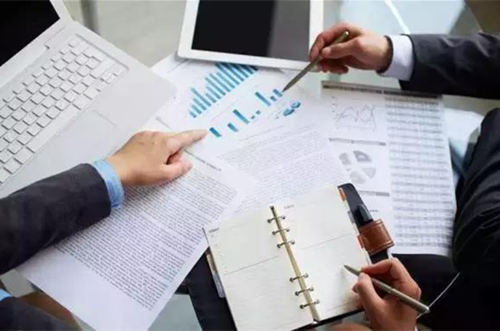 建筑行業(yè)會計如何做賬(新準(zhǔn)則建筑工程企業(yè)的賬務(wù)處理流程)