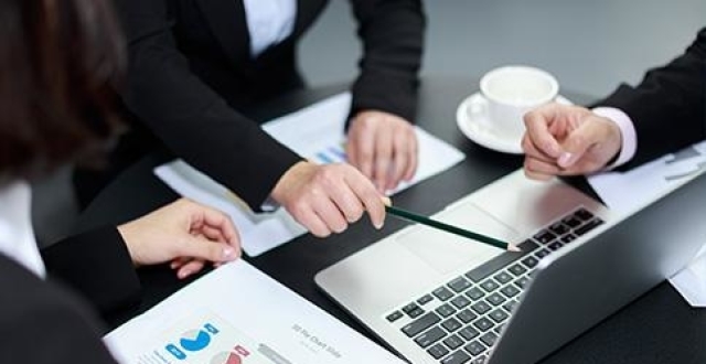 建筑企業(yè)資質怎么辦理手續(xù)(建筑公司資質辦理需要的材料)